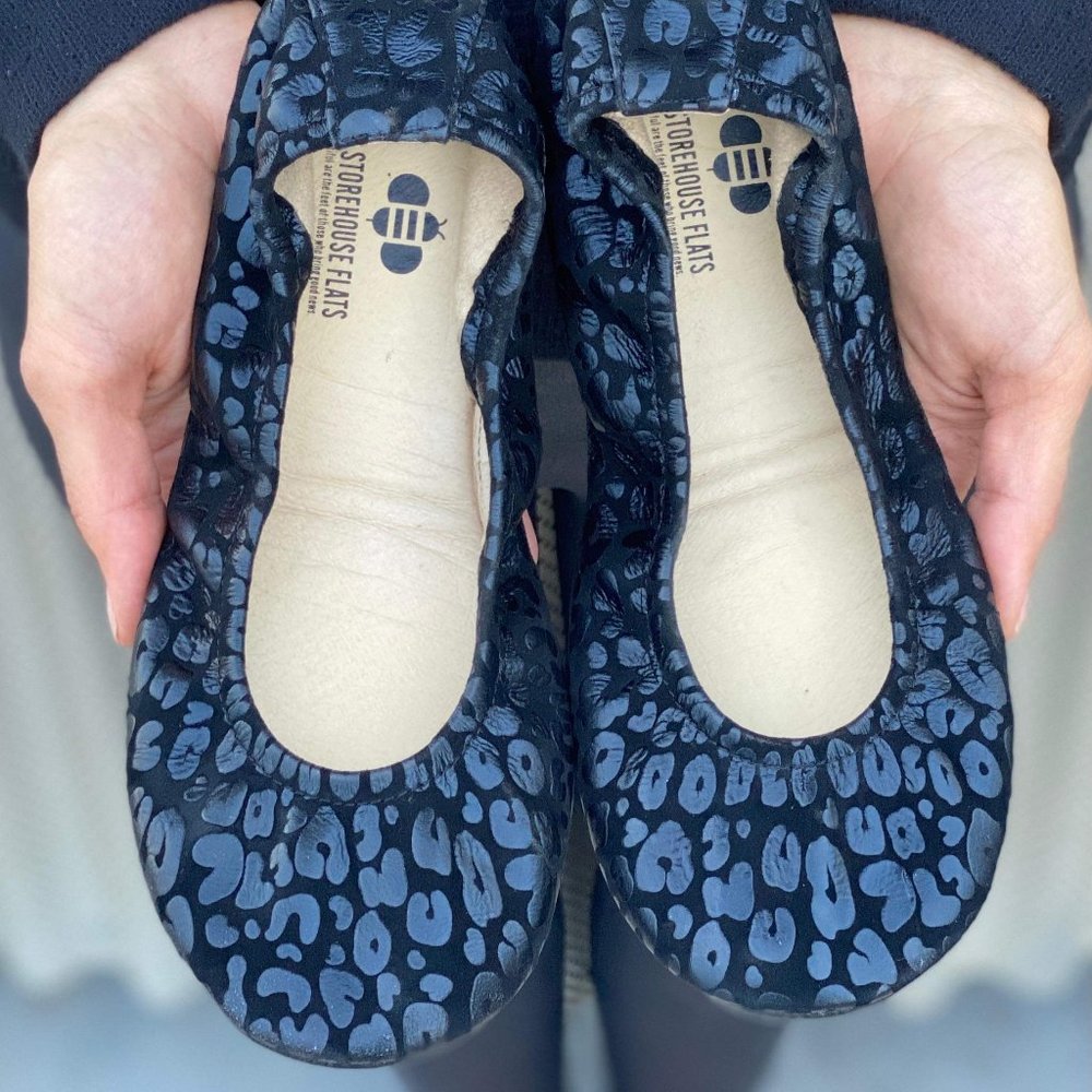 Black Leopard Print Storehouse Flats